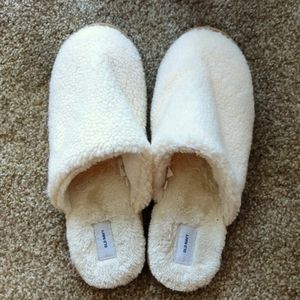 2/$20 - Old Navy Women's Size 10 Ivory Sherpa Slippers